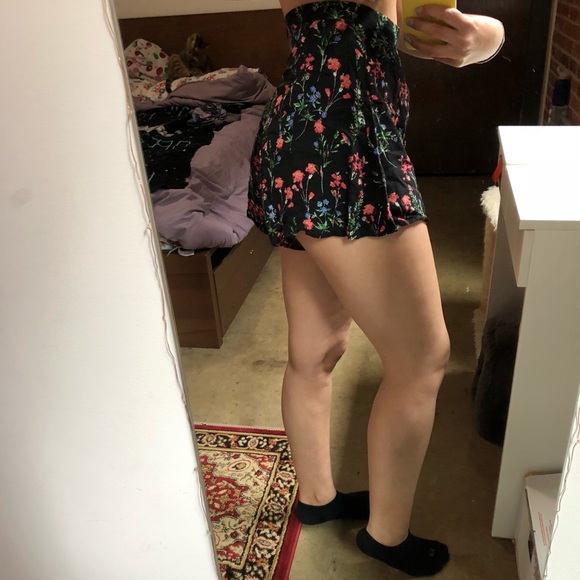 Floral high waisted shorts - Picture 5 of 7